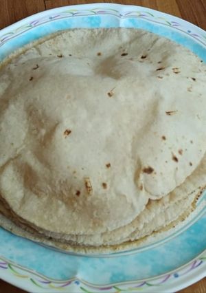 रोटी (roti recipe in hindi) रेसिपी मुख्य फोटो