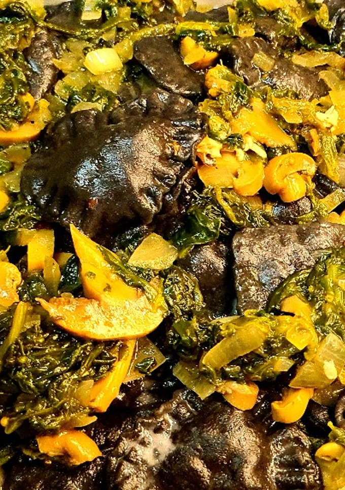 Una foto de Corazones negros en el campo (pasta rellena)