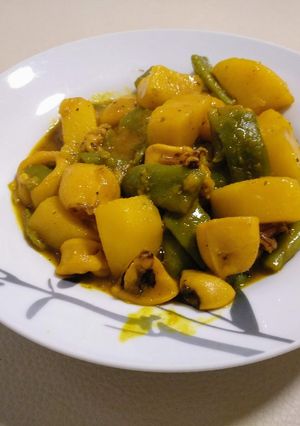 Foto principal de Calamares con judías verdes y patata