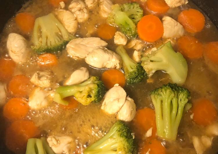Tumis brokoli wortel ayam