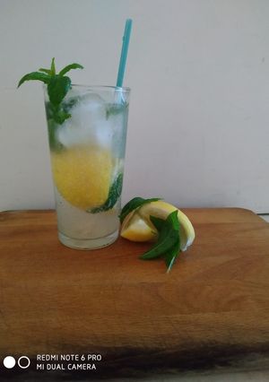 Φωτογραφία της συνταγής Cocktail χωρίς αλκοόλ (mocktail)