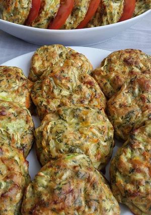 O poză a rețetei Chifteluțe de dovlecei la cuptor.