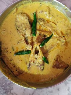 মেথি সর্ষে ইলিশ ( methi sorshe illish recipe in Bengali রেসিপির প্রধান ছবি