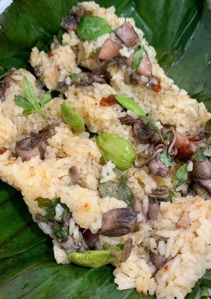 Foto resep Nasi bakar cumi asin + petai