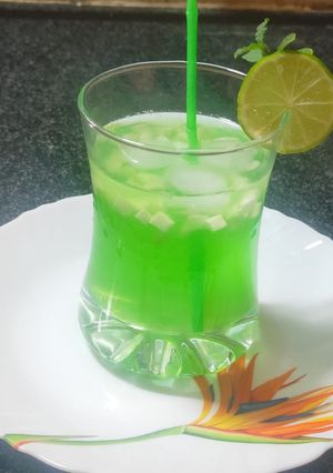A picture of Coconut & khus cooler.