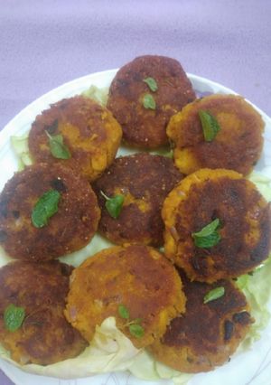A picture of Left over chickpeas potatoes tikki.