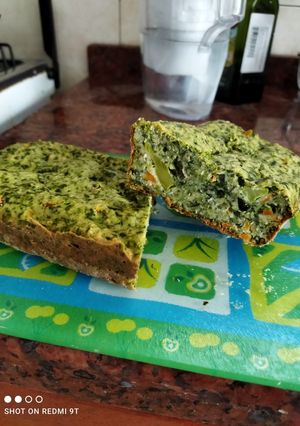 Una foto de Budín salado, de espinaca, brócoli y zanahoria 🥕🥦🥬🥰