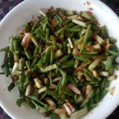 A picture of Spring Onion Salad.