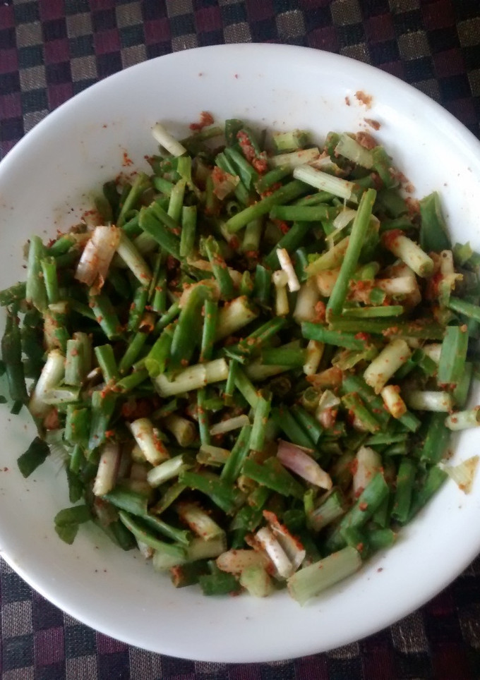 A picture of Spring Onion Salad.