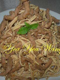 【四季甘霞色】燒烤乾絲炒肉絲 的食譜成品照片
