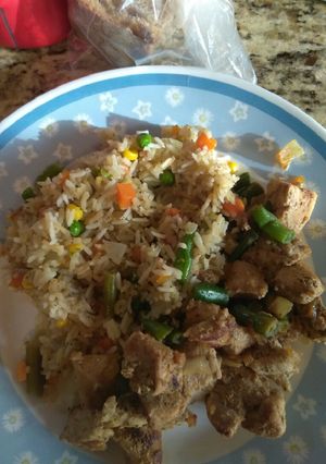 A picture of Veggie rice with Pork and string beans yummy.
