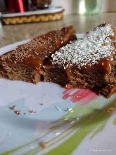 Una foto de Budín integral de chocolate y café. Sin huevos, sin lacteos