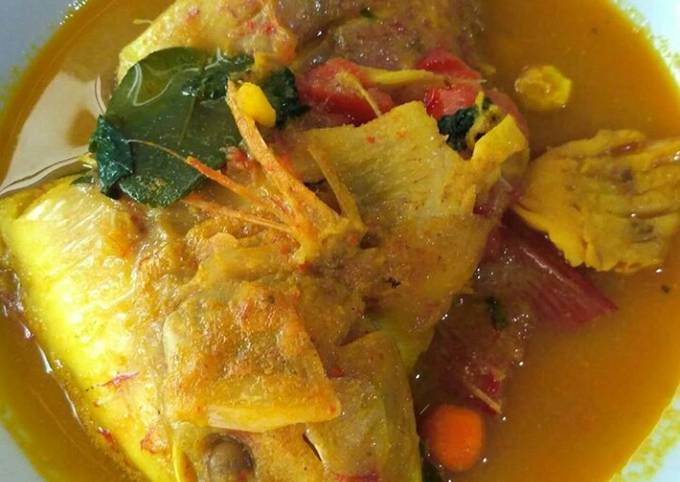 Resep Ikan mas bumbu kuning Anti Gagal