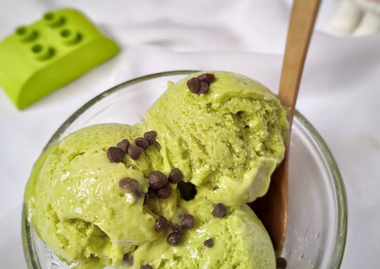 Bagaimana Membuat Avocado ice cream lembut yang Menggugah Selera
