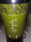 Jugo verde con zanahoria