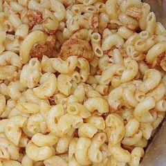 A picture of Chicken tomato macaroni.