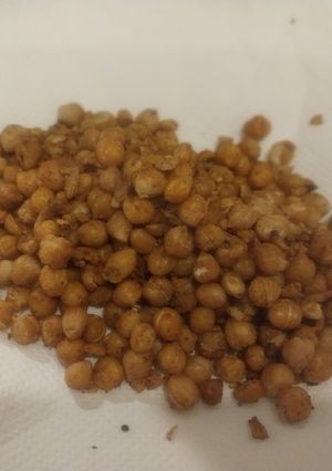 A picture of Roasted Chickpeas.