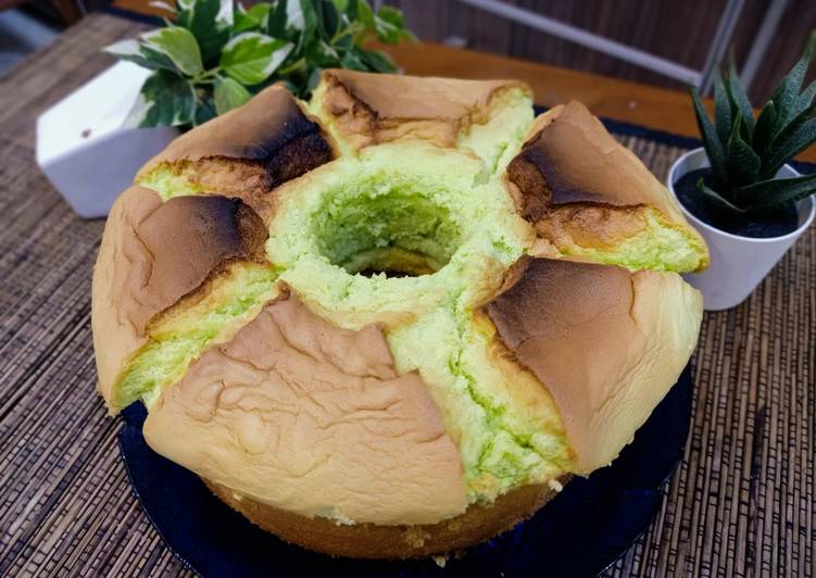Chiffon Cake Pandan