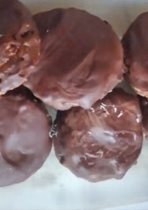Una foto de Alfajores integrales de chocolate y dulce de leche