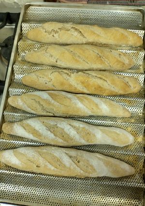 Una foto de Baguette de harina integral