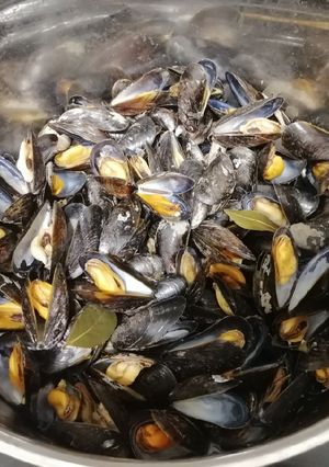 Una foto de Mejillones al vapor