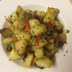 A picture of Potatoe casserole.