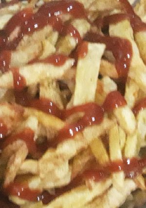 صورة لوصفة بطاطا مقلية بالكاري والكتشب