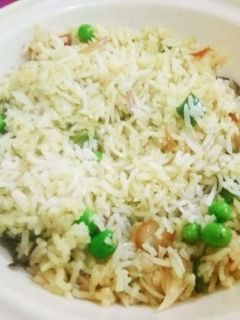 मटर पुलाव (Matar Pulao recipe in hindi) रेसिपी मुख्य फोटो