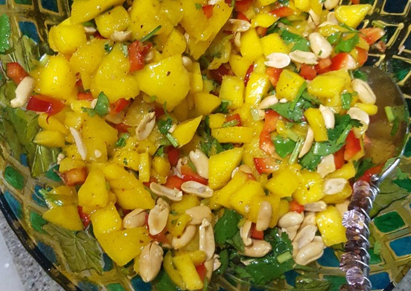 Mango salad