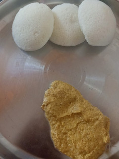 பிரண்டை துவையல் (Pirandai thuvaiyal recipe in tamil) செய்முறை முக்கிய புகைப்படம்