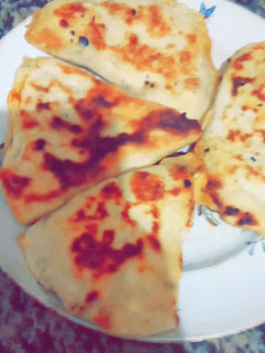 صورة لوصفة فطائر خفيفه في المقلاة 💜😍