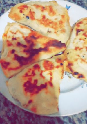 صورة لوصفة فطائر خفيفه في المقلاة 💜😍