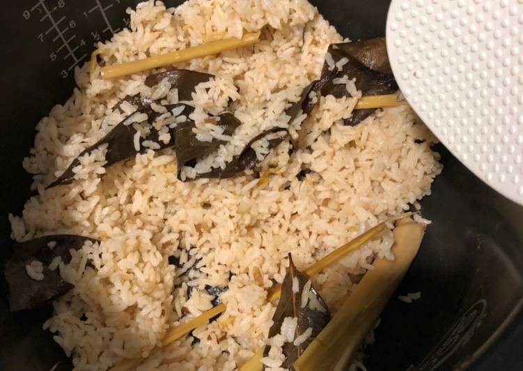 Nasi liwet rice cooker