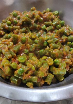 ફણસી વટાણા નું શાક રેસીપી મુખ્ય ફોટો