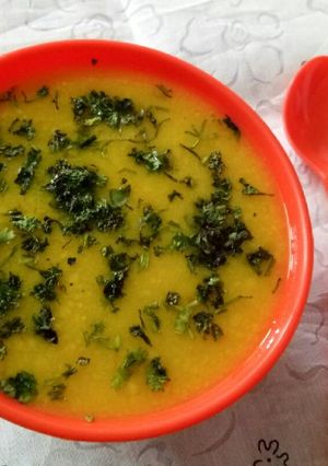 A picture of Mixed lentils soup.