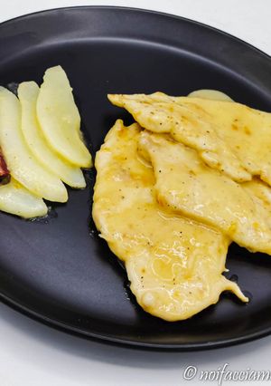 Foto di Petto di Pollo alle Pere Ricetta Emiliana