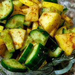 A picture of Fruity cucumber 🥒 (chat).