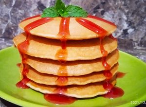 Foto resep Pancake Strawberry 🥞 🍓