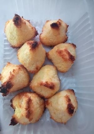 Una foto de "Coquitos" tipo postre/galletita