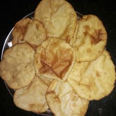 A picture of Kombadi Vade.