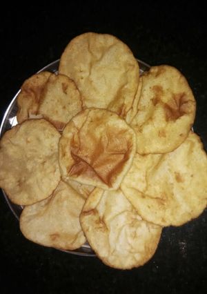 A picture of Kombadi Vade.