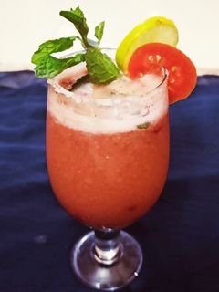 જામફળ નું મોકટેલ (Guava Mocktail Recipe In Gujarati) રેસીપી મુખ્ય ફોટો
