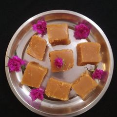 A picture of Besan Burfi / Besan ki burfi.