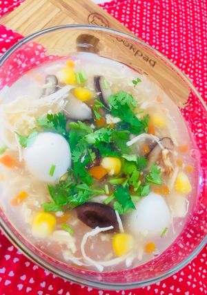 Hình của món Súp cua nấu nấm.