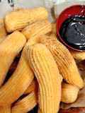 Churros Cemilan satset gak pake ribet dengan Rasa yg Enakkk kesukaan si bocil ♥️