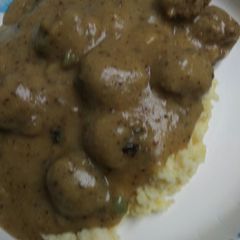 A picture of Jalapeño Meatballs Mashed Potatoes and Jalapeño Gravy.