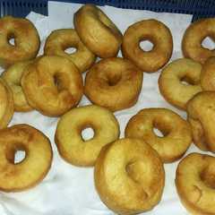 รูปของ Donat kentang menul-menul (lembut) 😊🍩🍩🍩
