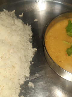पकोडा कड़ी (pakoda kadhi recipe in hindi) रेसिपी मुख्य फोटो