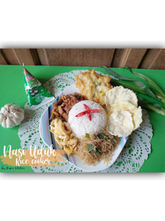 Foto resep Nasi Uduk Rice Cooker
