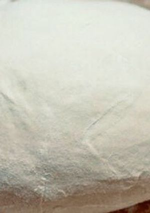 صورة لوصفة عجينة بيتزا مثل البيتزا هت
